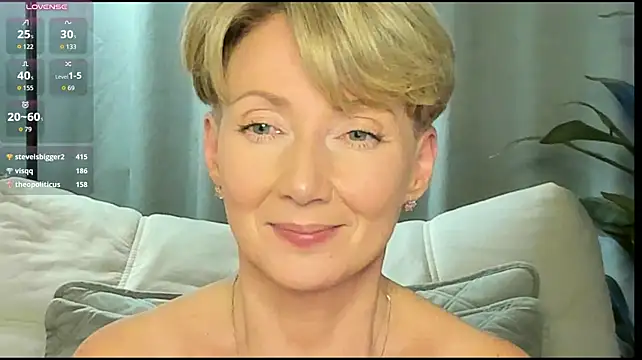 XXX chat uživo modela AkexandraFix