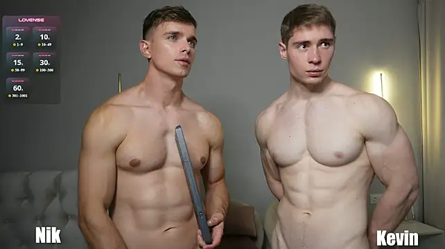 Nik_Sharp: онлайн-секс-чат