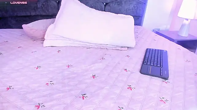 Czat XXX na żywo – Megan_Rouse07