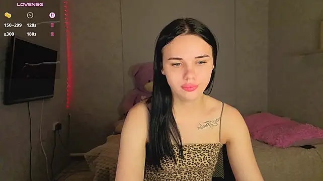 Kseni_a: онлайн-секс-чат