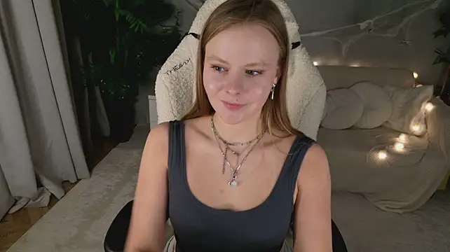 แชท XXX สดของ Sophie_Peach_