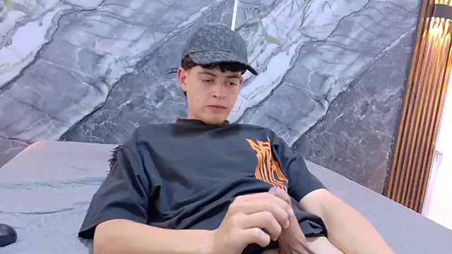 EthanCross__ – Naživo XXX chat