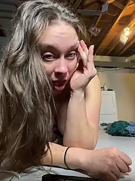 IvanaPlenty Chat XXX in diretta