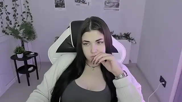 TinsleyPeach Adlı Modelin Canlı XXX Sohbeti