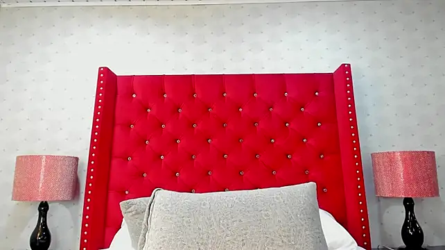 Chatroom XXX en direct de NickWild