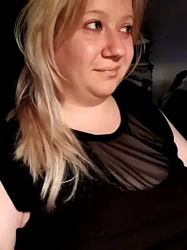Missy_DM: απευθείας συνομιλία ΧΧΧ