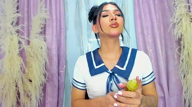Kamila_love_x Chat XXX in diretta