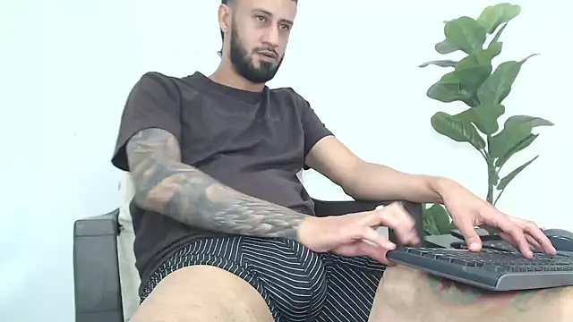 sr_stevennt 라이브 XXX 채팅