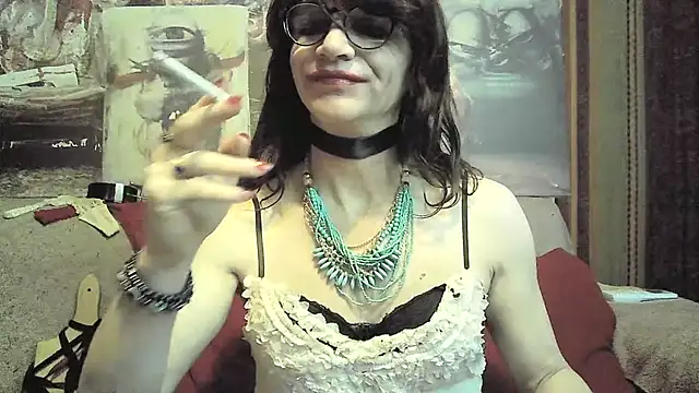 TheBlackWtch Adlı Modelin Canlı XXX Sohbeti