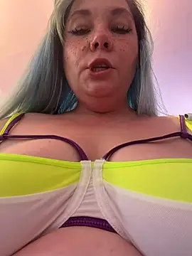 KawaiiKiki_247's Live XXX Chat