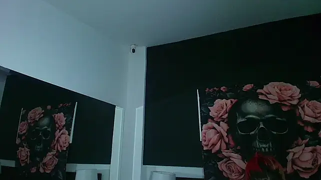 EvaaFoxxy1 লাইভ XXX চ্যাট