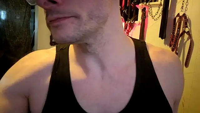 MasterDaddyCool Show in webcam