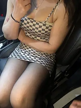 nede-6 Chat XXX live