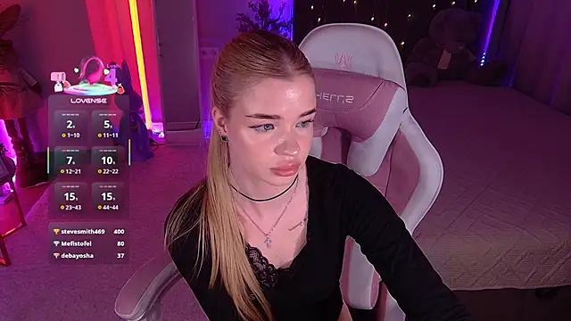 Chat +18 de Milla_Rae ao vivo