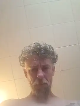 XXX chat uživo modela 19JaSon83