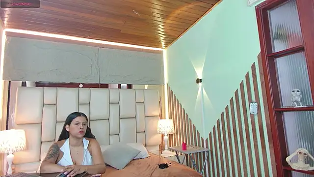 FerANDzoe 网络视讯表演