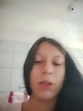 anim1301 Adlı Modelin Canlı XXX Sohbeti