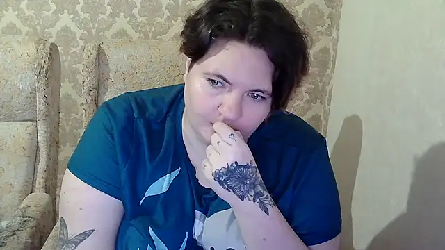 EmmaXKristall Chat XXX live