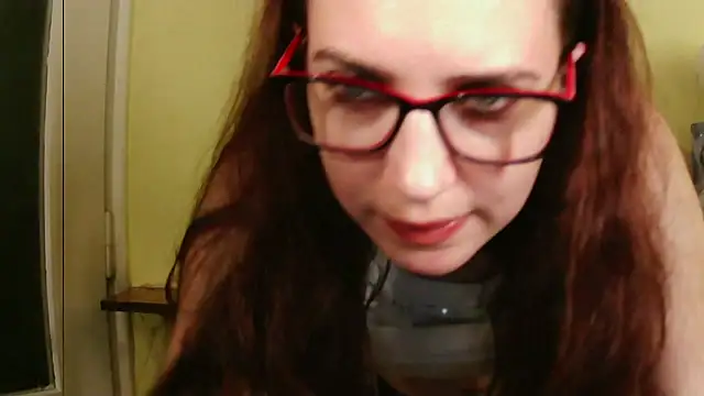 EmilyHotAngel live XXX chat