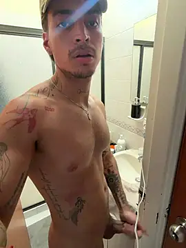 KAIRUIZ – Naživo XXX chat