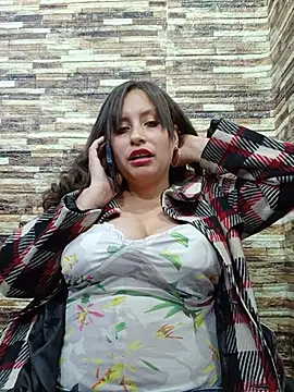 دردشة LIA--23 الجنسية المباشرة