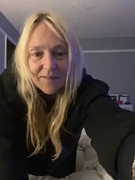 Blondnboujee53 Chat XXX in diretta