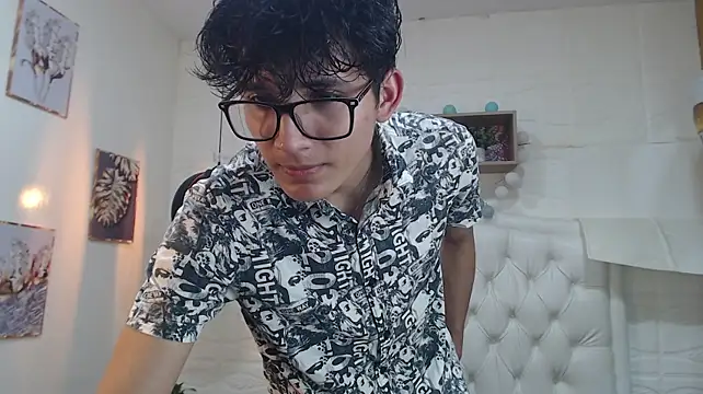 tim_cooper Adlı Modelin Canlı XXX Sohbeti