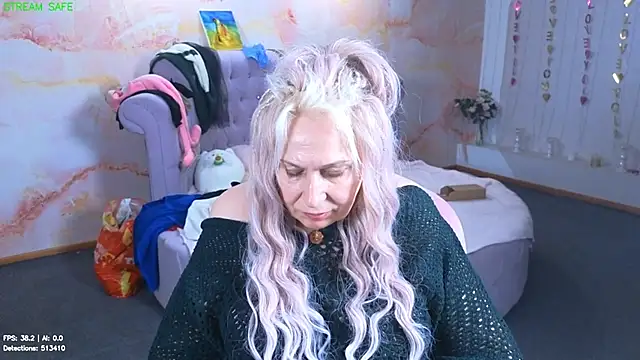 Penelope_Pinky Adlı Modelin Canlı XXX Sohbeti