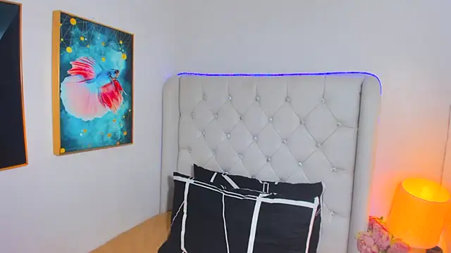 Chat +18 de AsianZero ao vivo