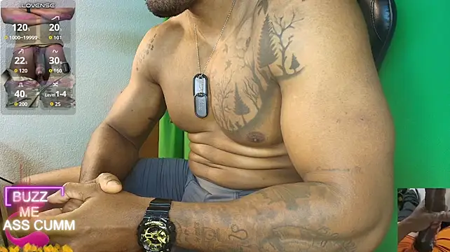 hot_black3 Chat XXX in diretta