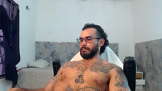 hanz_col Chat XXX in diretta