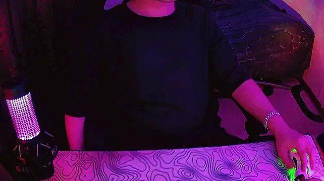  Онлайн чат XXX fame_bc