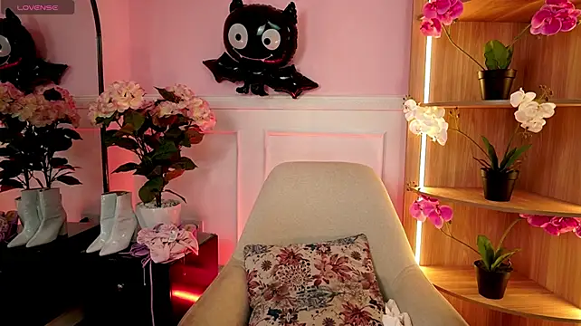 VeroCruz Adlı Modelin Canlı XXX Sohbeti