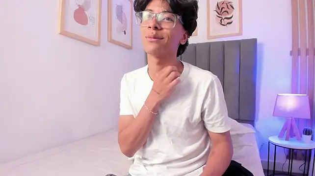 Adams__Bobby Live XXX-chat