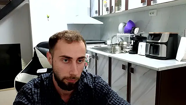 Czat XXX na żywo – RyanStorm_