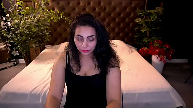 KarinaHaYess Adlı Modelin Canlı XXX Sohbeti