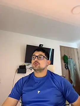 Živý XXX chat TroyeKnight