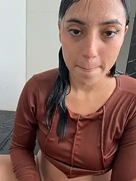 MeggyMae_'s Live XXX Chat
