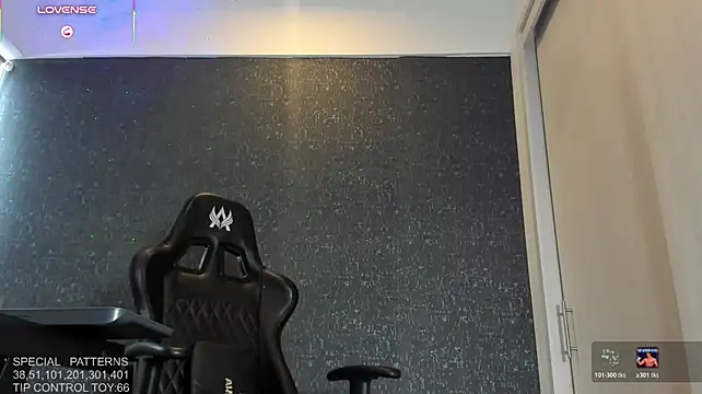 thiagomeneses01 live XXX chat