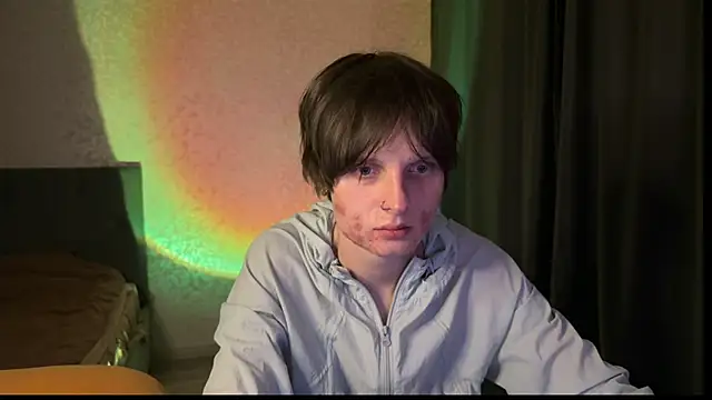 XXX chat uživo modela hotcutJake