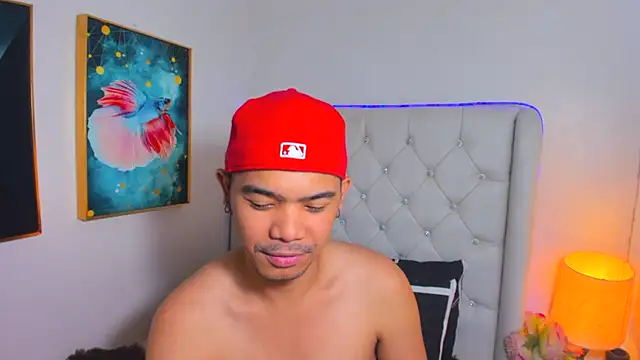 Chat XXX ao vivo de AsianZero