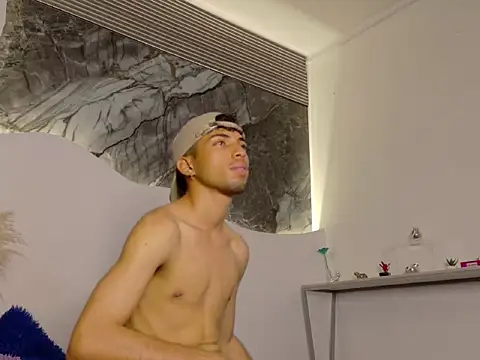 XXX chat uživo modela LiamSteel_