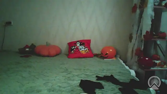pink_pikachu_ Adlı Modelin Canlı XXX Sohbeti