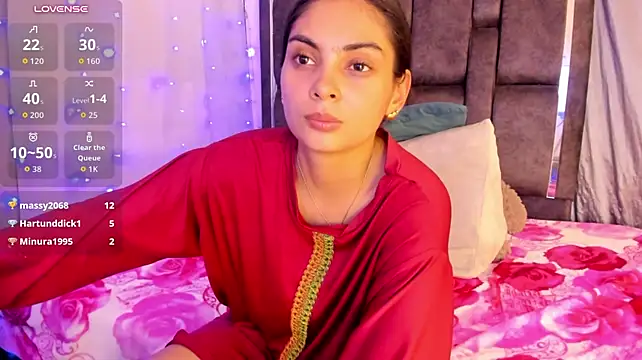 Alana-Nova Adlı Modelin Canlı XXX Sohbeti