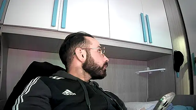 no-name15 Adlı Modelin Canlı XXX Sohbeti