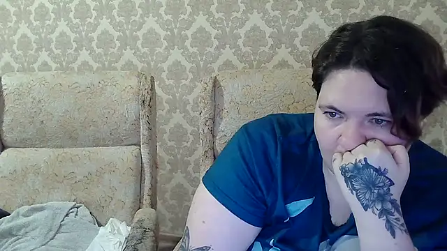 Онлайн чат XXX EmmaXKristall