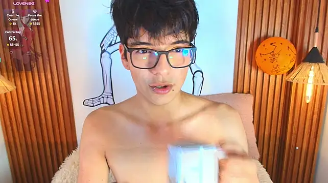 Milo_Wolff live XXX chat