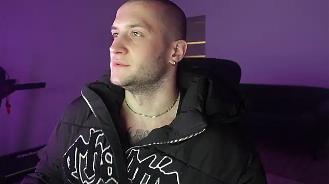 XXX chat uživo modela Igor_Wilde