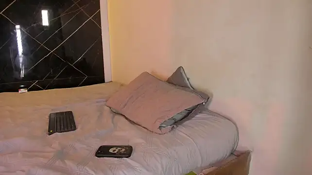 Chirshot_n Live XXX chat