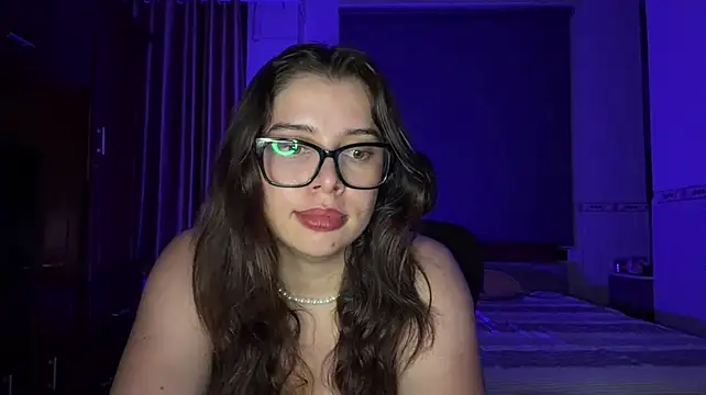 KayleneLoukanis' Live XXX Chat